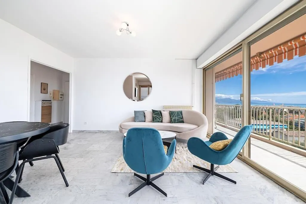 Elegant 2 Bed Apt With Pool In Juan Les Pins Antibes 0*,  Francie