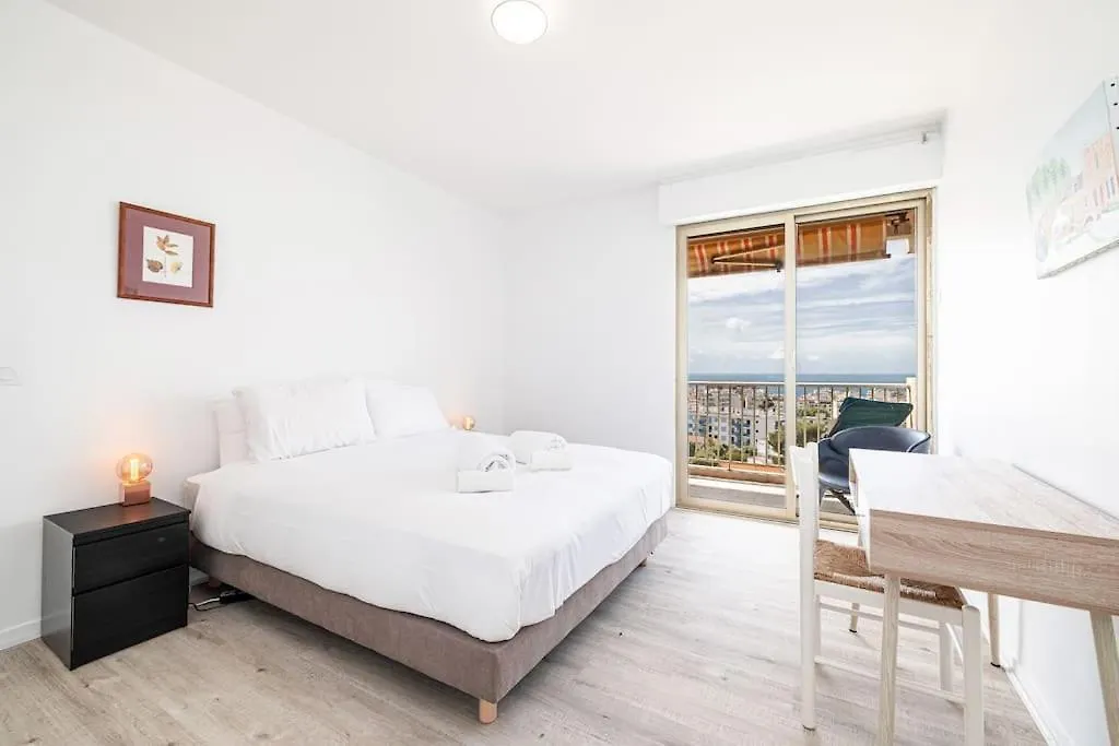 Elegant 2 Bed Apt With Pool In Juan Les Pins Antibes