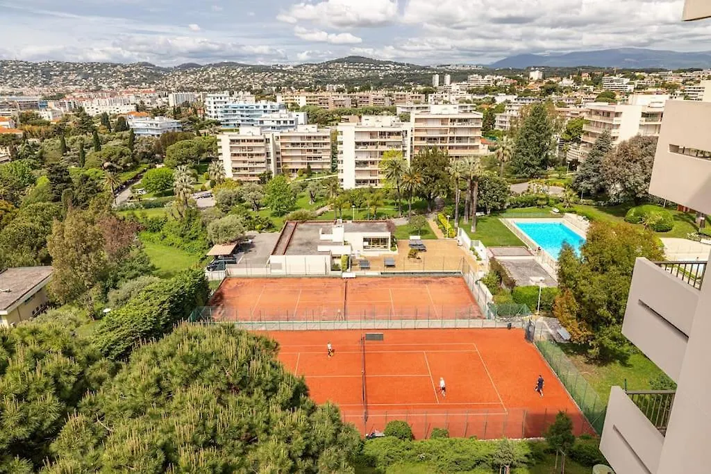Elegant 2 Bed Apt With Pool In Juan Les Pins Antibes Apartmán