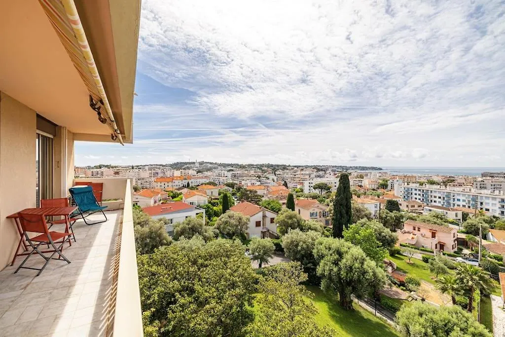 Apartment Elegant 2 Bed Apt With Pool In Juan Les Pins Antibes