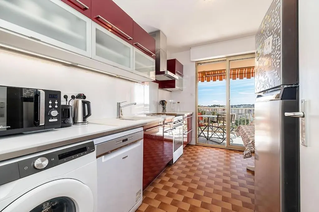 Elegant 2 Bed Apt With Pool In Juan Les Pins Antibes