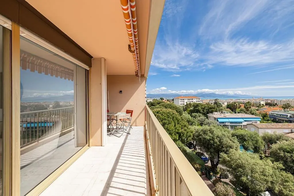 Elegant 2 Bed Apt With Pool In Juan Les Pins Antibes