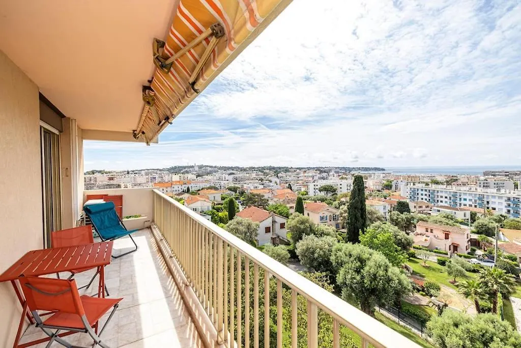 Elegant 2 Bed Apt With Pool In Juan Les Pins Antibes France