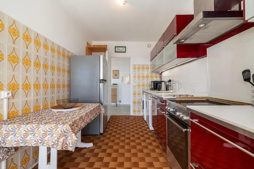 Elegant 2 Bed Apt With Pool In Juan Les Pins Antibes