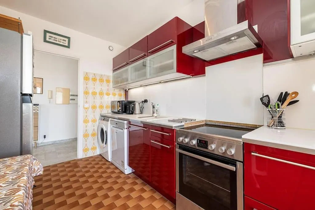 Elegant 2 Bed Apt With Pool In Juan Les Pins Antibes France