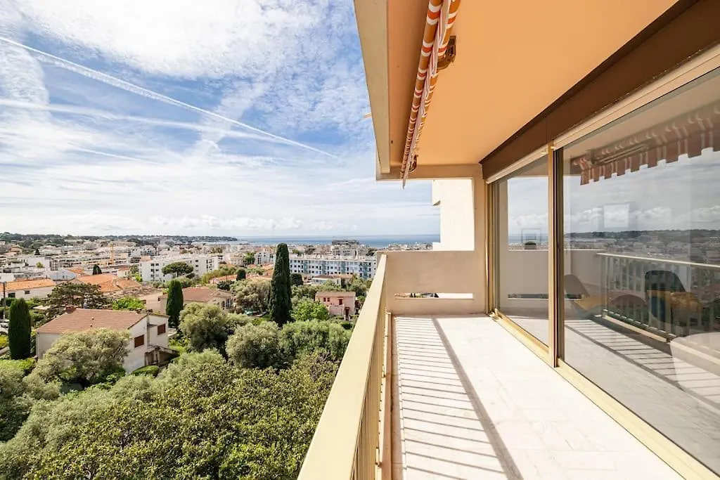 Elegant 2 Bed Apt With Pool In Juan Les Pins Antibes