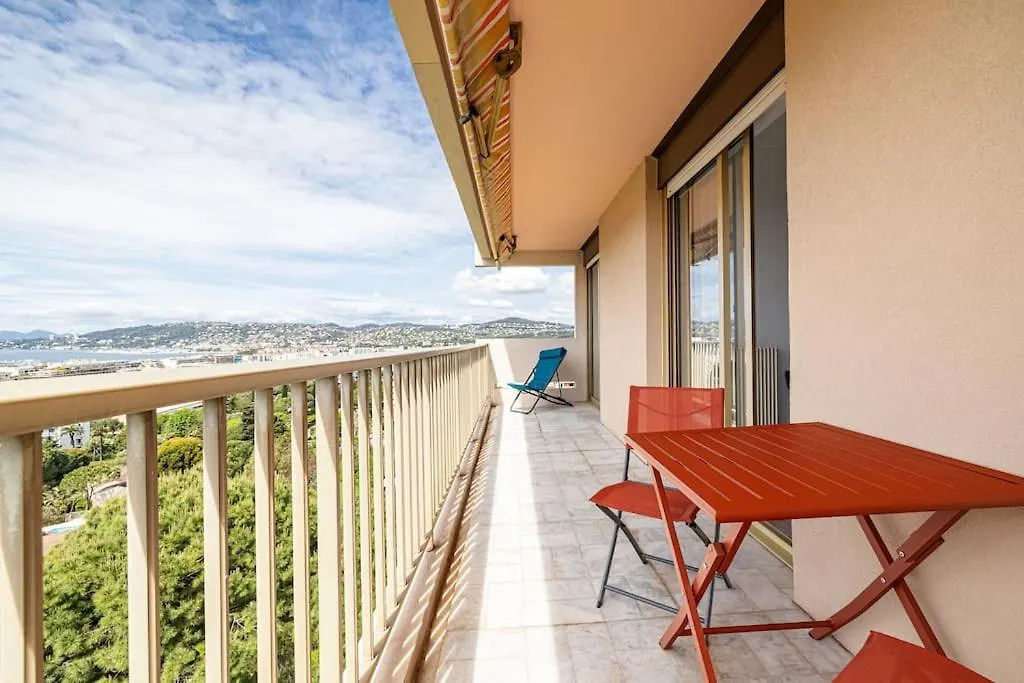 Elegant 2 Bed Apt With Pool In Juan Les Pins Antibes France